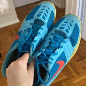 Nike women’s basketball shoes